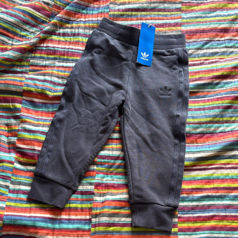 Adidas Kids Charcoal Joggers striped joggers, size 2T new tags